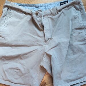 Bonobos Men's Beige Flat Front Shorts